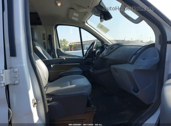 1FTYR2ZMXJKA21812 2018 FORD TRANSIT-250 White Вид салону спереду