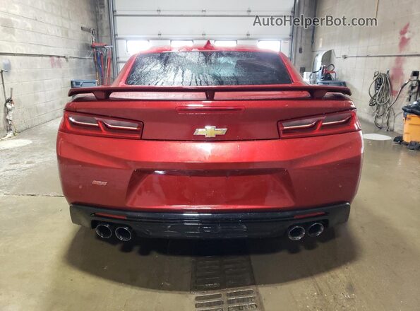 1G1FH1R79J0112539 2018 CHEVROLET CAMARO Красный Вид сзади