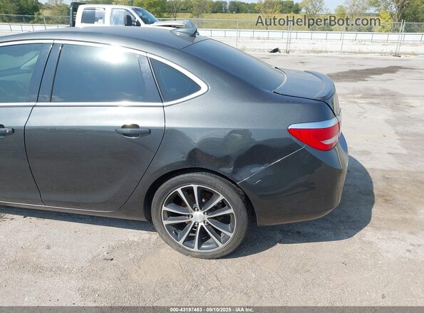 1G4PR5SK6H4104296 2017 BUICK VERANO Бежевый Вид спереди