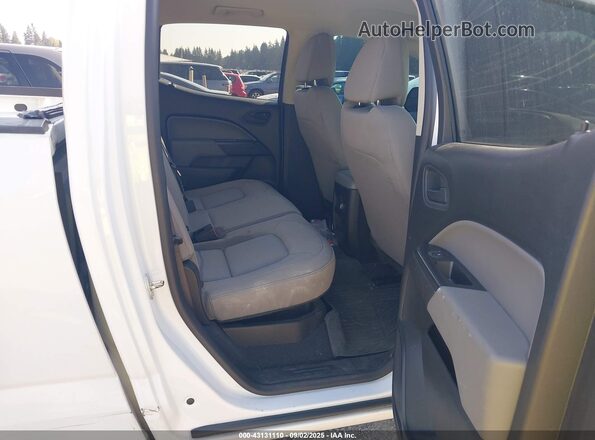 1GCGTBENXM1210109 2021 CHEVROLET COLORADO White VIN կոդի պիտակի տեսք