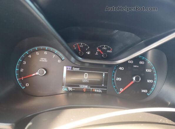 1GCGTDEN7J1107723 2018 CHEVROLET COLORADO White Widok zestawu wskaźników