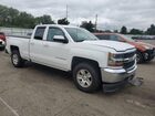 2018 Chevrolet Silverado K1500 Lt White vin: 1GCVKREC3JZ162774
