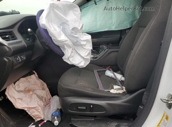 1GKKNLLS4JZ123701 2018 GMC ACADIA White Front interior view
