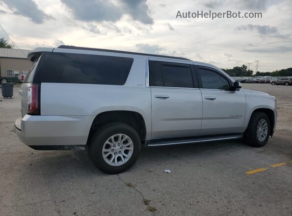 1GKS2GKC0JR188202 2018 GMC YUKON Silver Tył prawy
