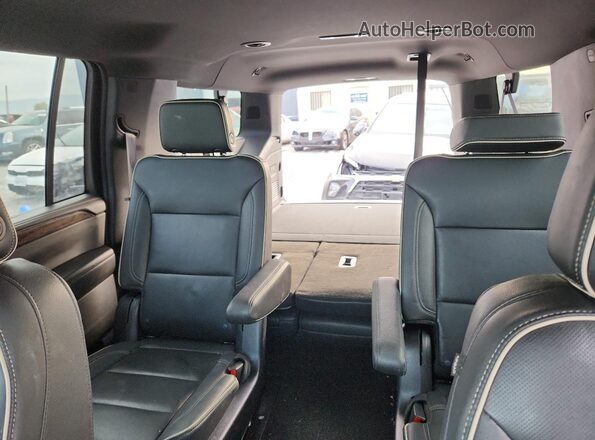 1GNSCFKD0PR249785 2023 CHEVROLET SUBURBAN Зеленый Вид задних сидений
