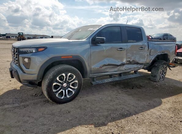 1GTP6DEK4R1118445 2024 GMC CANYON Silver Առջևի ձախ երեք քառորդ տեսարան