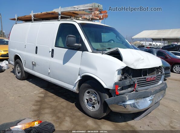 1GTW7AFF1G1904144 2016 GMC SAVANA 2500 Белый Передняя правая четверть