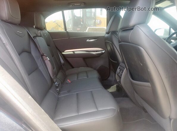 1GYFZCR40MF005400 2021 CADILLAC XT4 Gray Widok tylnych siedzeń