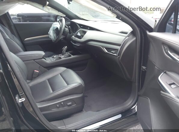 1GYFZCR43LF138960 2020 CADILLAC XT4 Черный Вид салона спереди