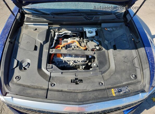 1GYKPPRL4RZ100874 2024 CADILLAC OTHER Blue ძრავის განყოფილების ხედი