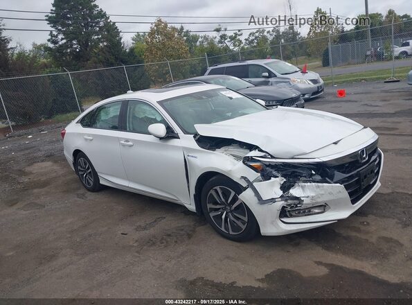 1HGCV3F57JA016504 2018 HONDA ACCORD HYBRID Белый Передняя правая четверть