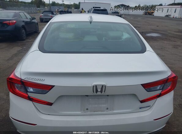 1HGCV3F57JA016504 2018 HONDA ACCORD HYBRID Белый 
