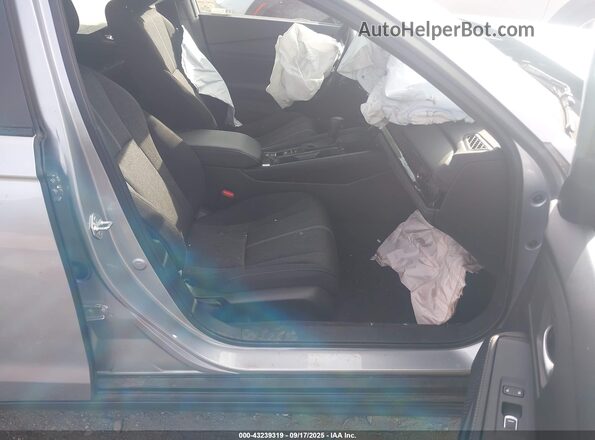 1HGCY2F5XRA046092 2024 HONDA ACCORD HYBRID Silver Вид салону спереду