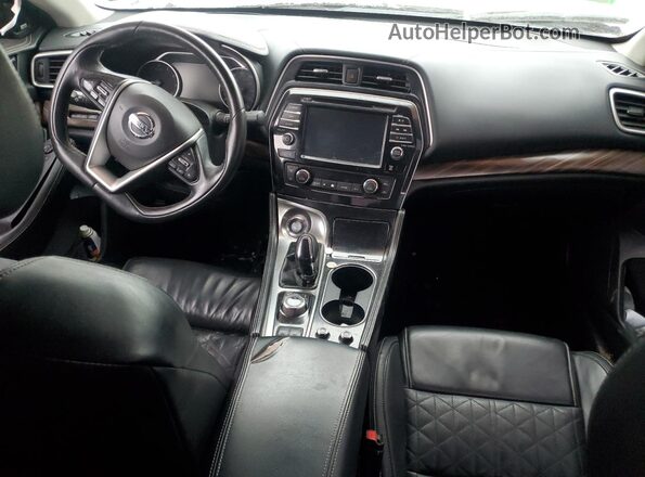 1N4AA6AP1JC388457 2018 NISSAN MAXIMA Бордовый Вид панели приборов