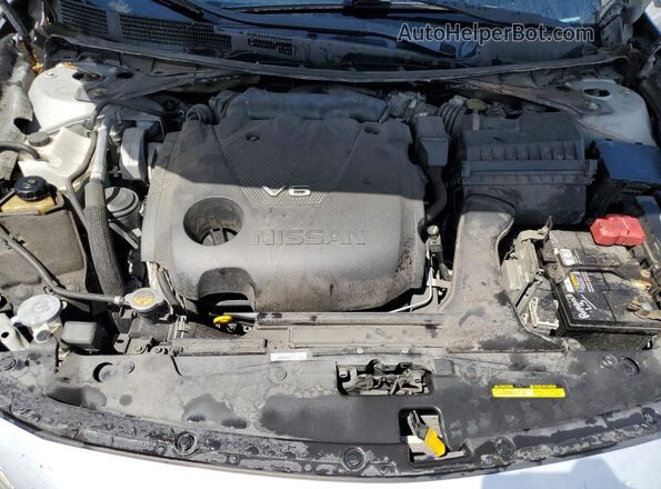 1N4AA6AP4JC360460 2018 NISSAN MAXIMA Silver Widok wnętrza z tyłu