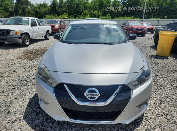 1N4AA6AP8JC384552 2018 NISSAN MAXIMA Серебряный Вид спереди