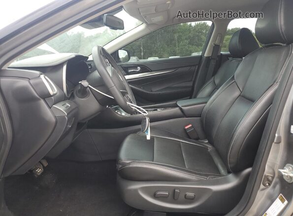 1N4AA6CVXPC504310 2023 NISSAN MAXIMA Серый Вид салона спереди