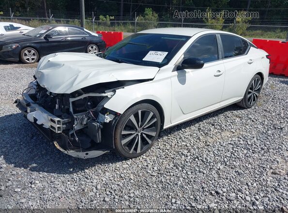 1N4BL4CV0KC161373 2019 NISSAN ALTIMA Белый Передняя левая четверть