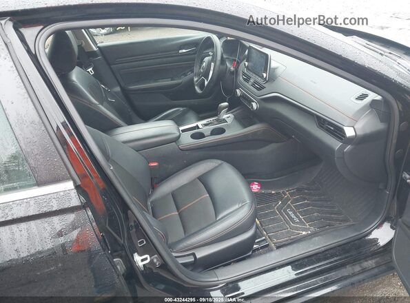 1N4BL4CV2MN374056 2021 NISSAN ALTIMA Черный Вид салона спереди