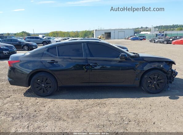 1N4BL4DV3MN324233 2021 NISSAN ALTIMA Black Widok wnętrza z tyłu