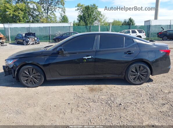 1N4BL4DV3MN324233 2021 NISSAN ALTIMA Black Widok wnętrza 360 stopni