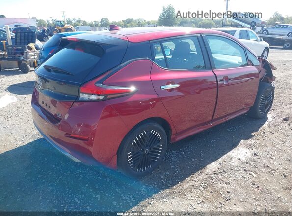 1N4CZ1CV0RC552986 2024 NISSAN LEAF Красный Задняя правая четверть