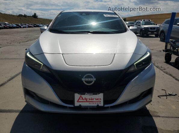 1N4CZ1CV2SC559685 2025 NISSAN LEAF Silver Widok z przodu