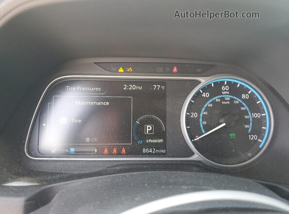1N4CZ1CV2SC559685 2025 NISSAN LEAF Silver Widok zestawu wskaźników