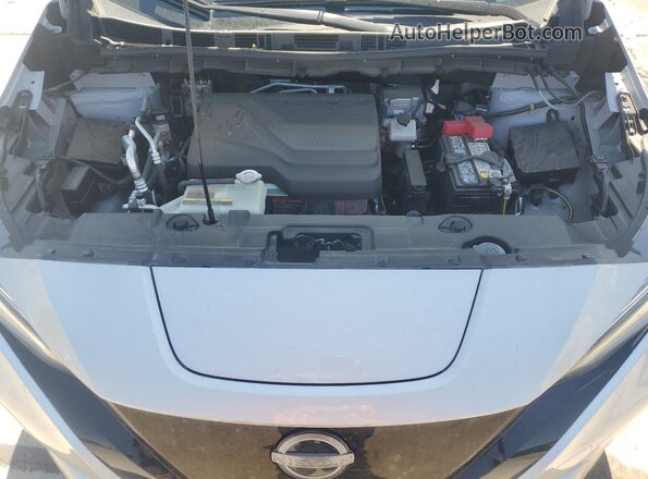 1N4CZ1CV2SC559685 2025 NISSAN LEAF Silver Widok komory silnika
