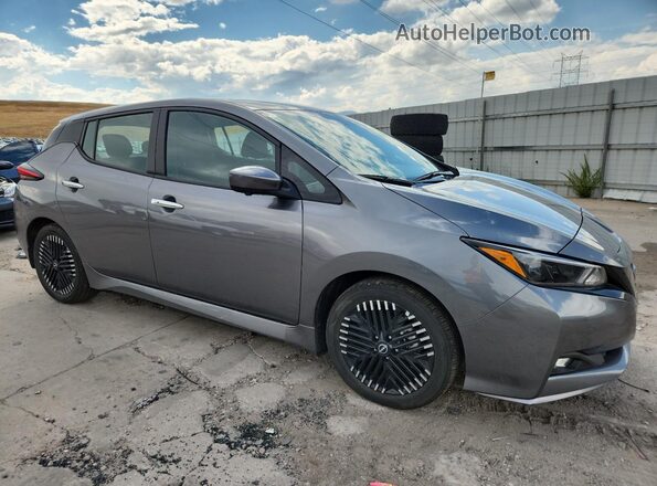 1N4CZ1CVXRC551067 2024 NISSAN LEAF Gray წინა მარჯვენა