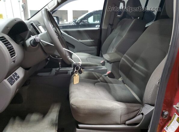 1N6AD0EV2JN736775 2018 NISSAN FRONTIER Red Widok wnętrza z przodu