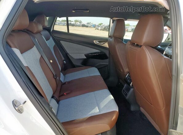1V2CRPE89RC000924 2024 VOLKSWAGEN ID.4 Белый Вид задней части салона