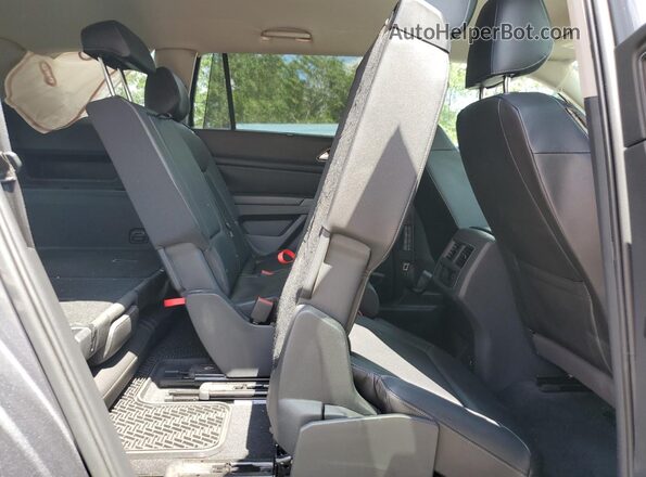 1V2DR2CA2JC559202 2018 VOLKSWAGEN ATLAS Gray Вид задньої частини салону