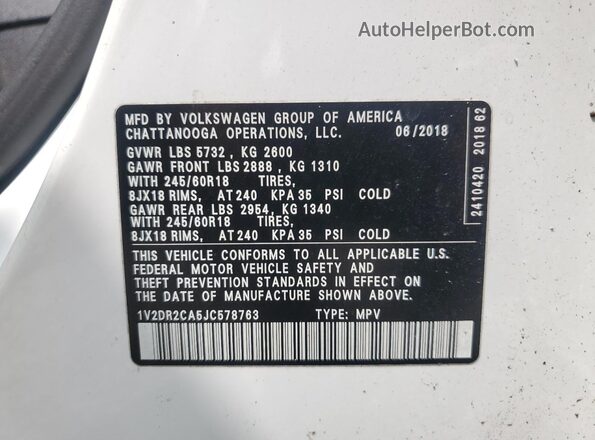 1V2DR2CA5JC578763 2018 VOLKSWAGEN ATLAS White VIN კოდის სტიკერის ხედი