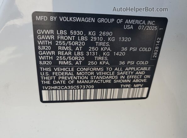 1V2HR2CA3SC573709 2025 VOLKSWAGEN ATLAS White 360 interior view