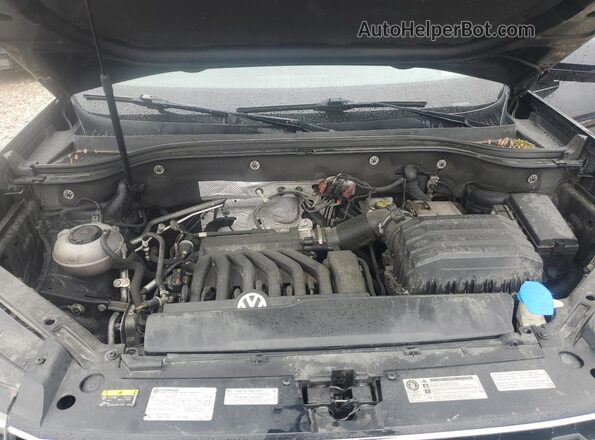 1V2LR2CA9JC517282 2018 VOLKSWAGEN ATLAS Black Widok komory silnika