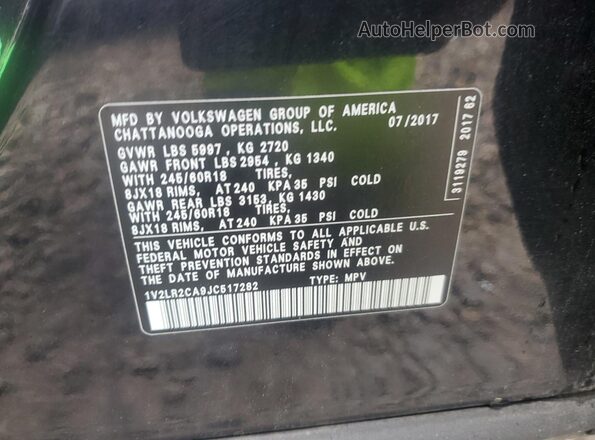 1V2LR2CA9JC517282 2018 VOLKSWAGEN ATLAS Black Widok naklejki z numerem VIN