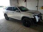 2018 Volkswagen Atlas Sel Silver vin: 1V2MR2CA4JC573604