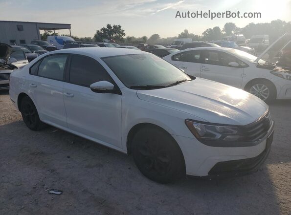 1VWAA7A34JC045359 2018 VOLKSWAGEN PASSAT White Передня права чверть