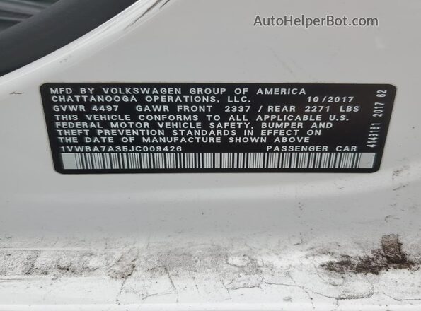 1VWBA7A35JC009426 2018 VOLKSWAGEN PASSAT White Vista del compartimento del motor