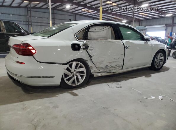 1VWBA7A39JC046141 2018 VOLKSWAGEN PASSAT White Rear right