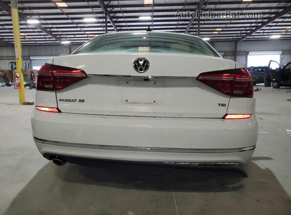 1VWBA7A39JC046141 2018 VOLKSWAGEN PASSAT White Rear view