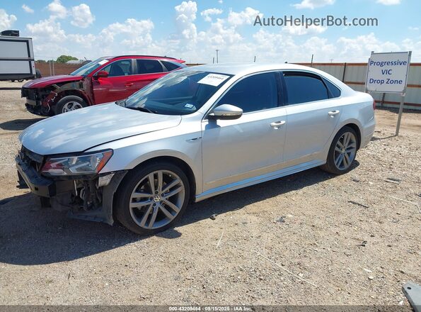 1VWDT7A39HC044449 2017 VOLKSWAGEN PASSAT Silver Przód lewy