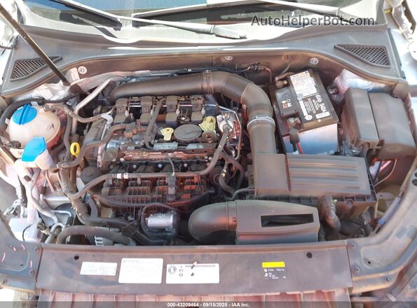 1VWDT7A39HC044449 2017 VOLKSWAGEN PASSAT Silver Widok z tyłu