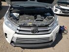 2018 Toyota Highlander Se White vin: 5TDJZRFH0JS878117