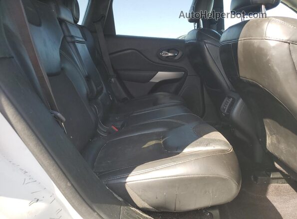 1C4PJLLB6JD525083 2018 JEEP CHEROKEE White Vista interior trasera