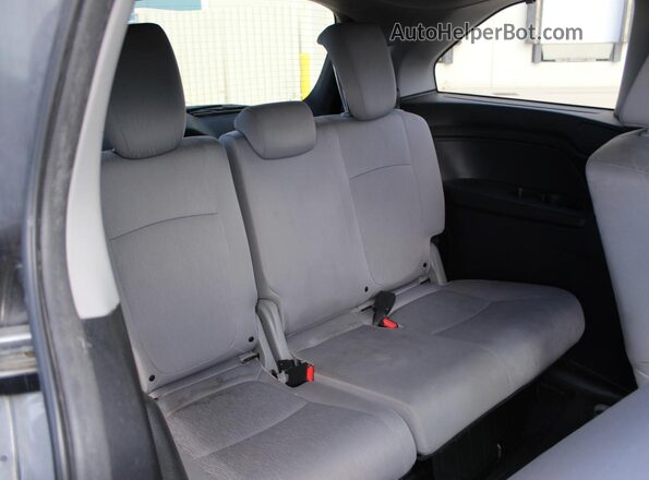 5FNRL6H20JB086713 2018 HONDA ODYSSEY Серый Вид салона спереди