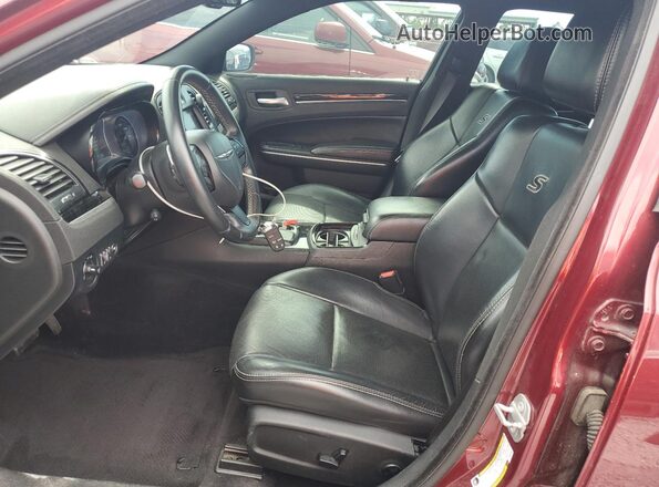 2C3CCABG0JH222592 2018 CHRYSLER 300 Burgundy Front interior view
