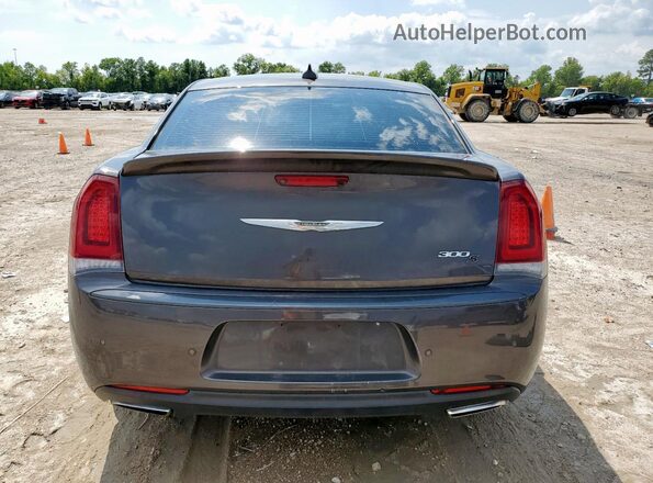 2C3CCABG2JH243945 2018 CHRYSLER 300 Gray Rear view