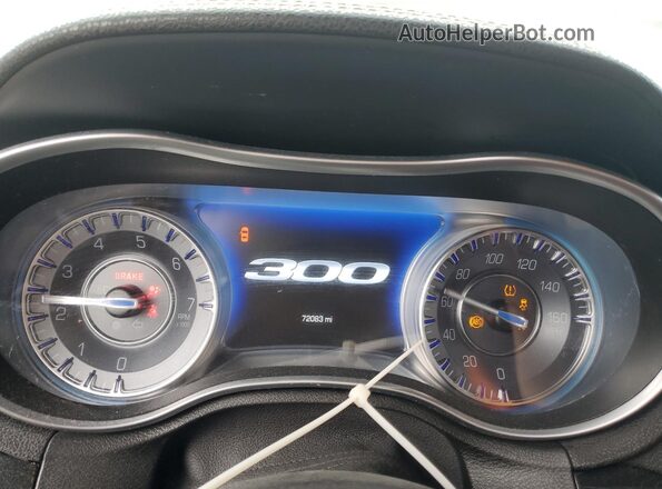 2C3CCABT8MH570805 2021 CHRYSLER 300 Black Instrument cluster view
